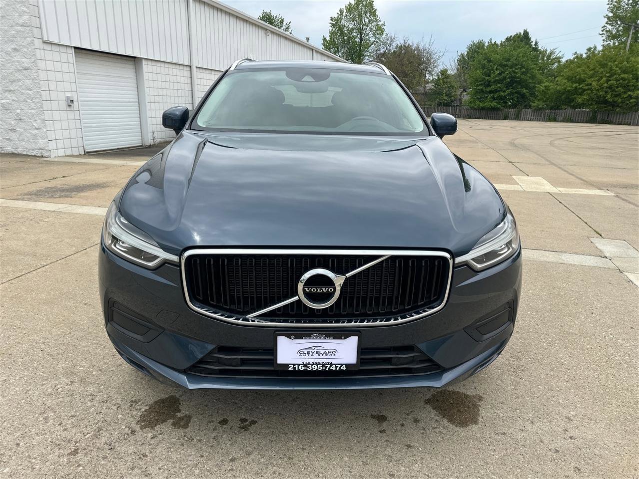 Used 2018 Volvo XC60 T5 Momentum w/ Convenience Package AWD/4WD image 24