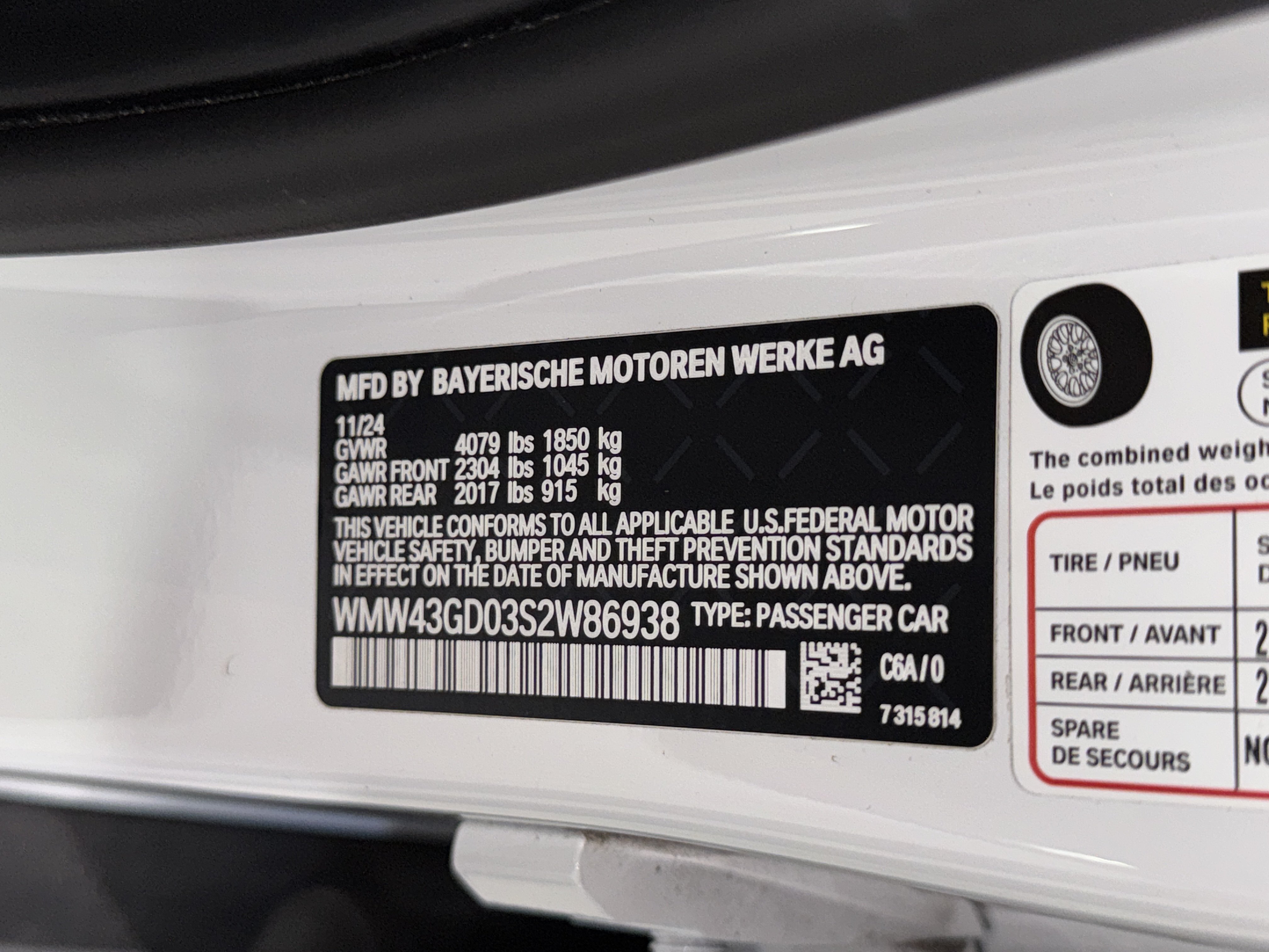 Used 2025 MINI Cooper 4-Door Hardtop FWD image 37