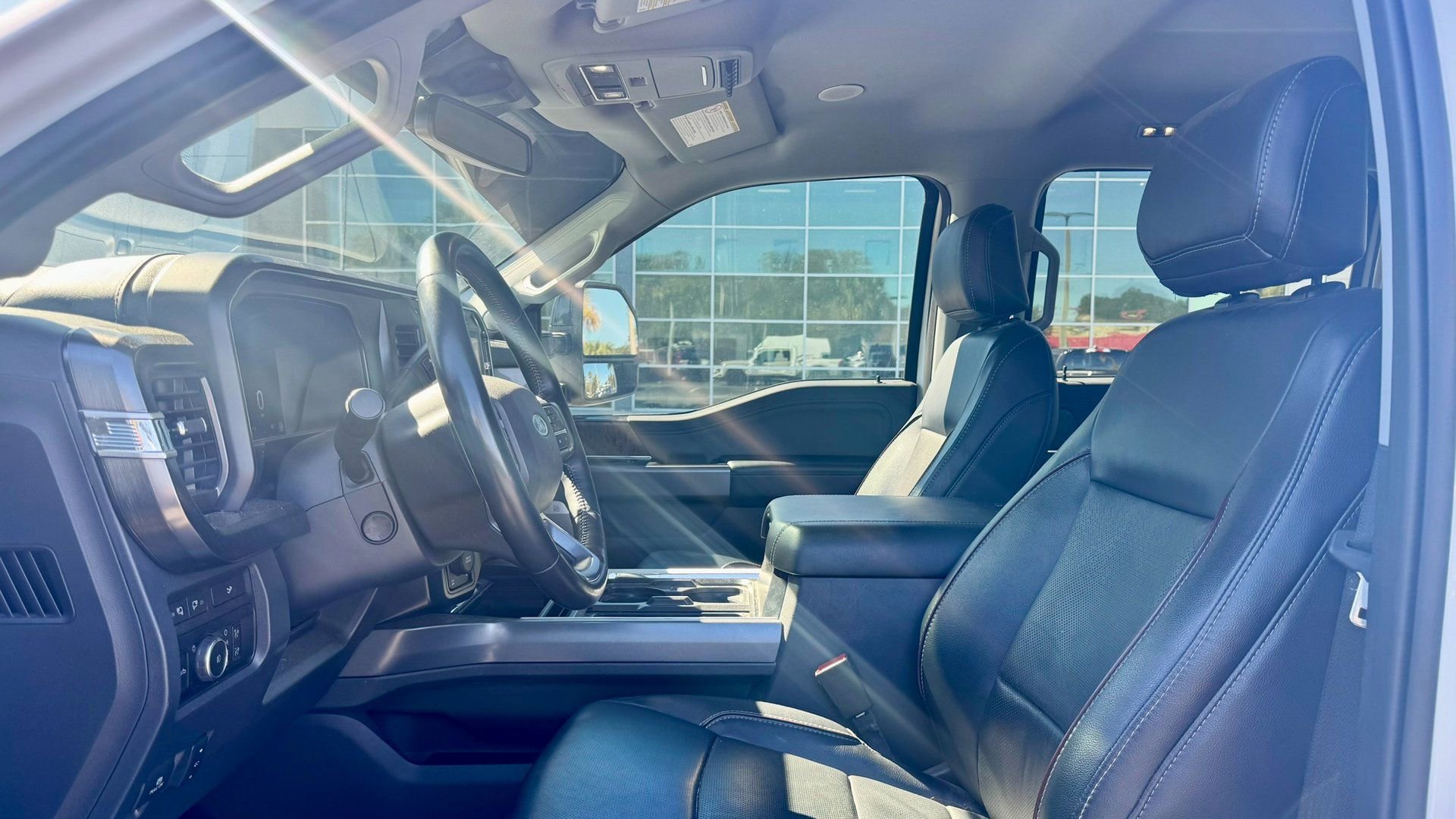 Certified 2024 Ford F250 Lariat w/ Lariat Ultimate Package image 15