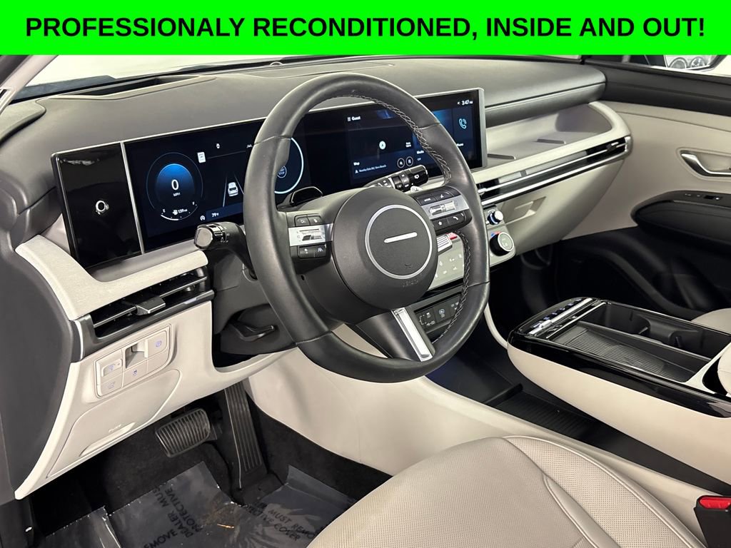 Used 2025 Hyundai Tucson Limited image 7