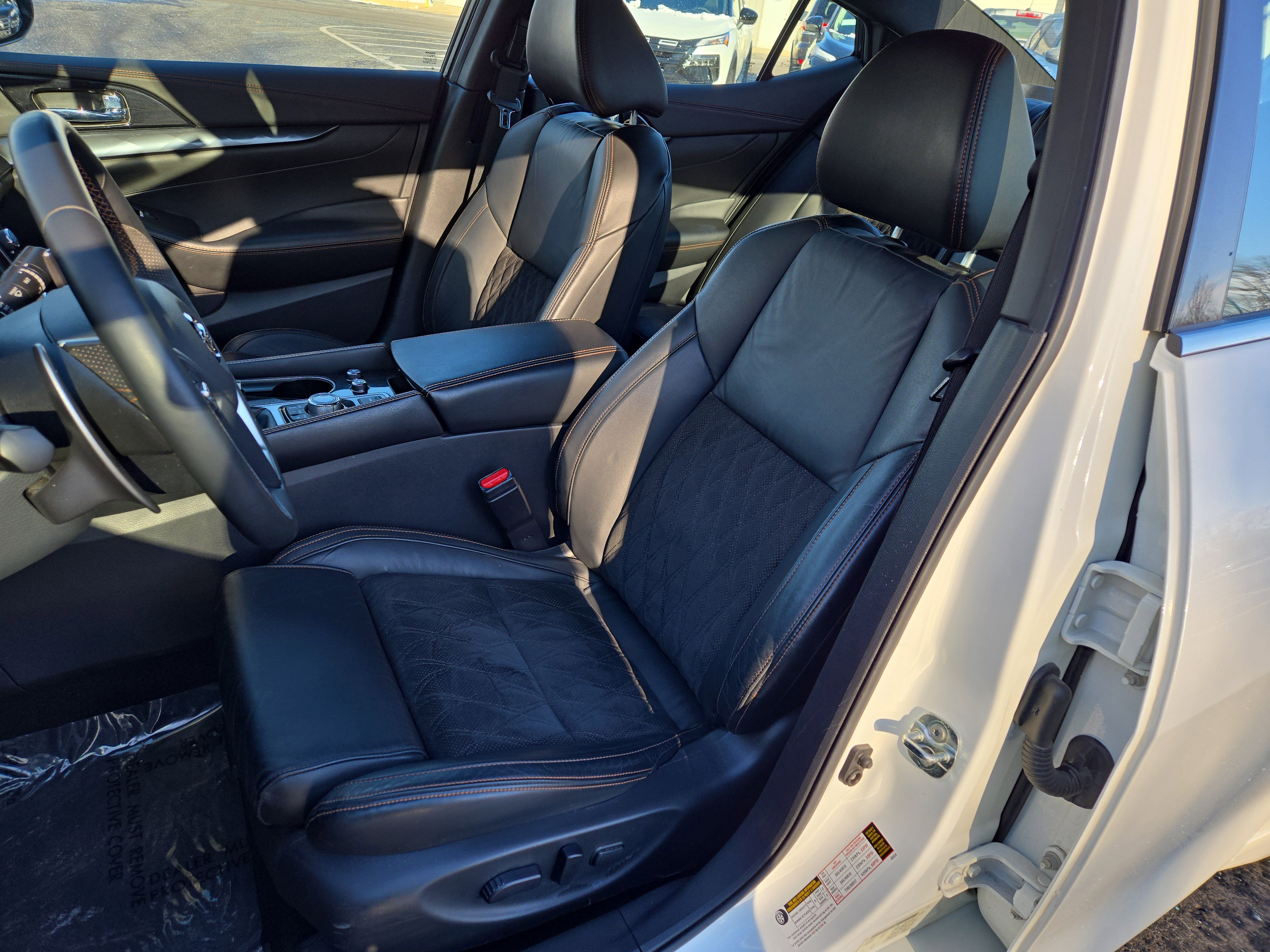 Used 2021 Nissan Maxima SR w/ Sport Mat Group image 12