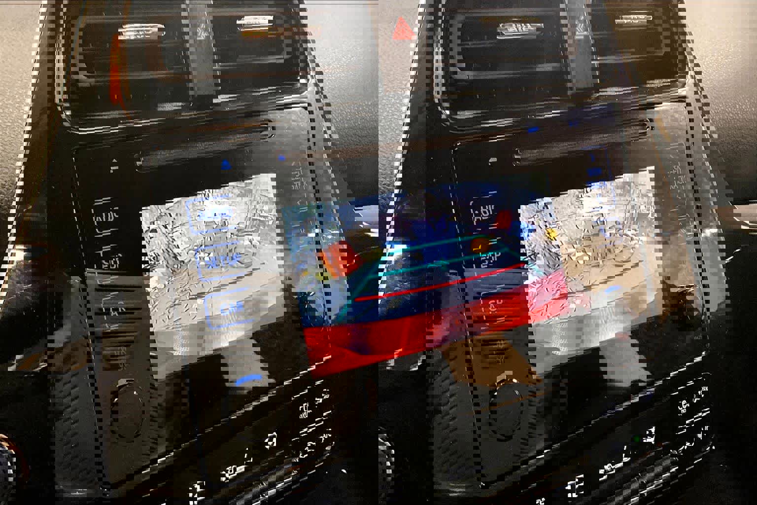 Used 2019 Toyota Prius XLE image 27