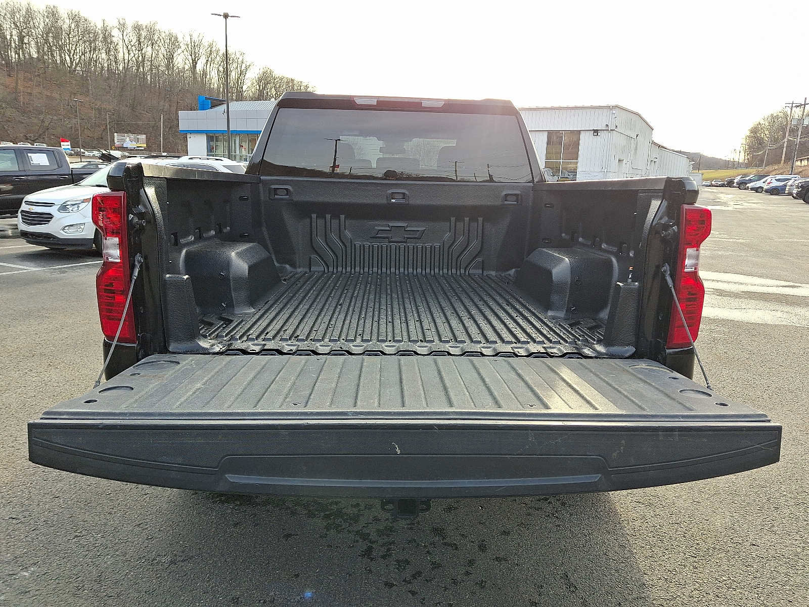 Used 2023 Chevrolet Silverado 1500 Custom image 28