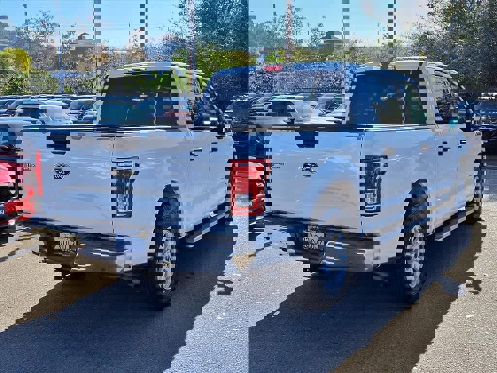 Used 2017 Ford F150 XLT w/ Equipment Group 301A Mid image 4