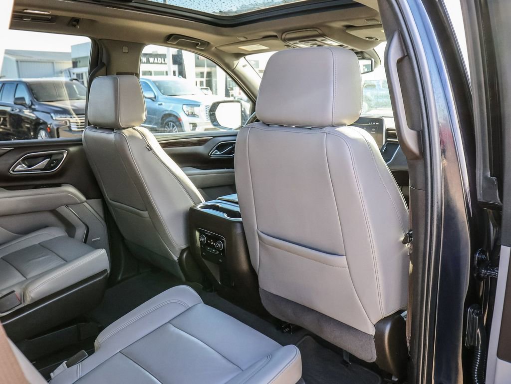 Used 2022 Chevrolet Tahoe LT w/ LT Signature Package image 21