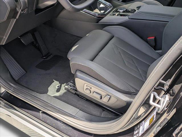 Used 2025 BMW X3 xDrive30i w/ Convenience Package image 4