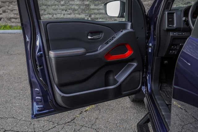 Used 2022 Nissan Frontier PRO-4X w/ Off-Road Protection Package image 21