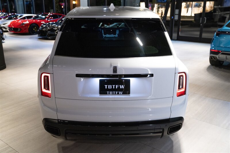 Used 2023 Rolls-Royce Cullinan AWD/4WD image 21