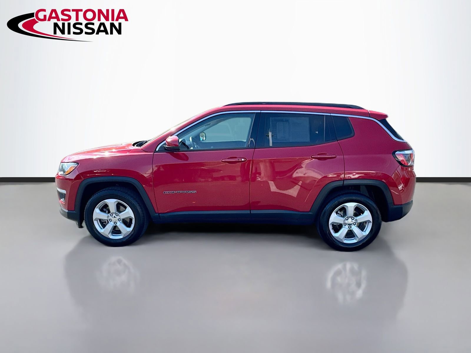 Used 2018 Jeep Compass Latitude image 5