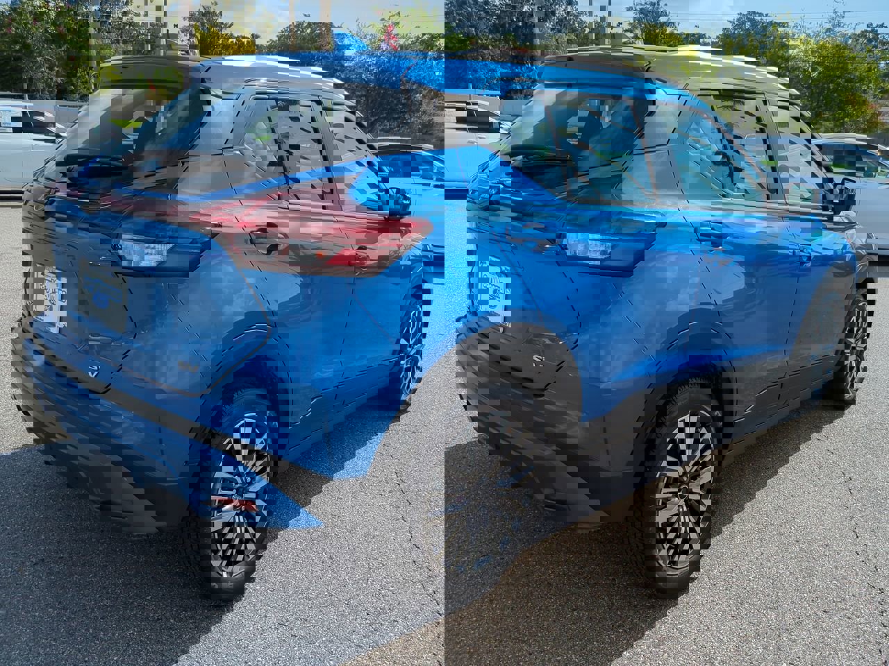 Used 2024 Nissan Kicks SV image 4