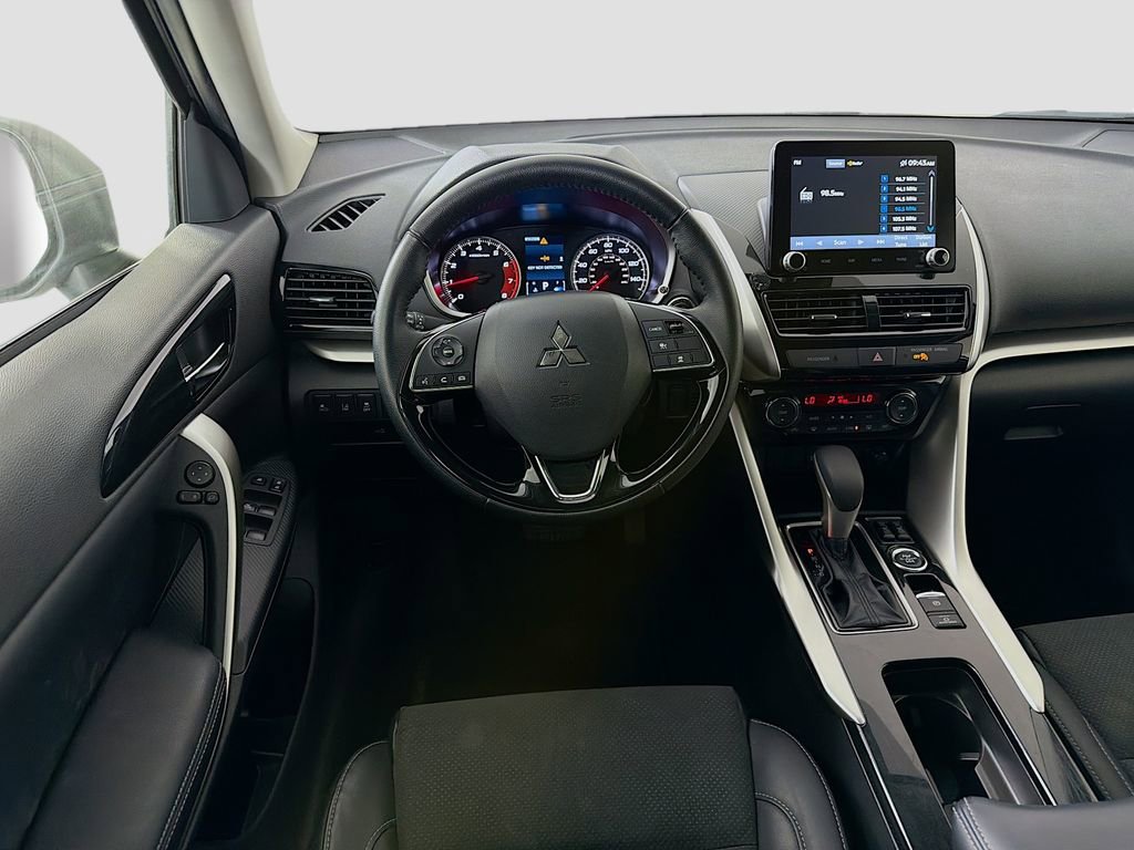 Used 2025 Mitsubishi Eclipse Cross SEL image 25