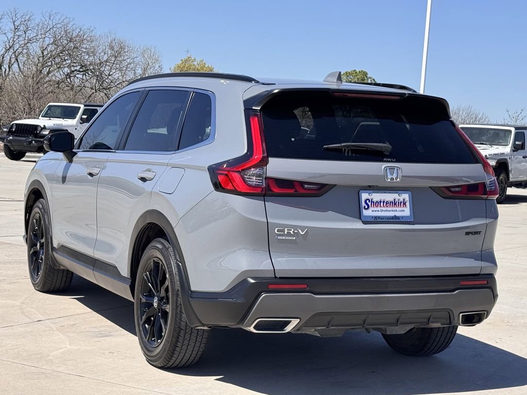 Used 2025 Honda CR-V Sport image 4