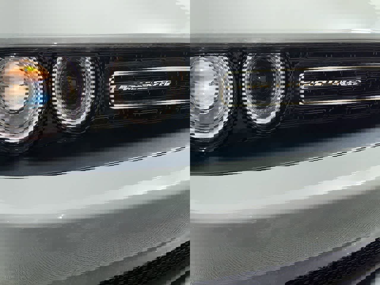 Used 2023 Dodge Challenger R/T image 11