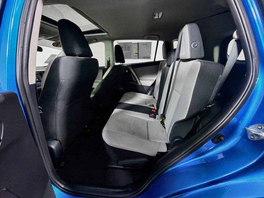 Used 2017 Toyota RAV4 XLE FWD image 25
