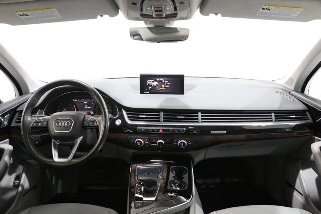 Used 2018 Audi Q7 3.0T Premium Plus w/ Premium Plus Package AWD/4WD image 15