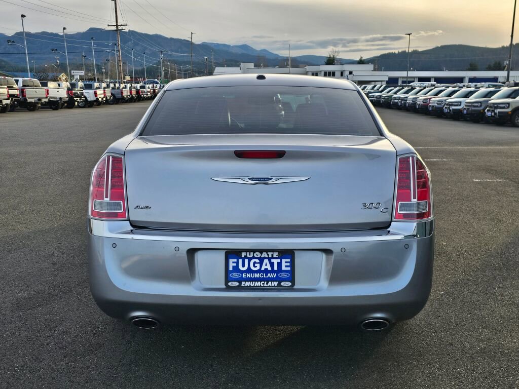 Used 2014 Chrysler 300 C w/ Light Group image 8