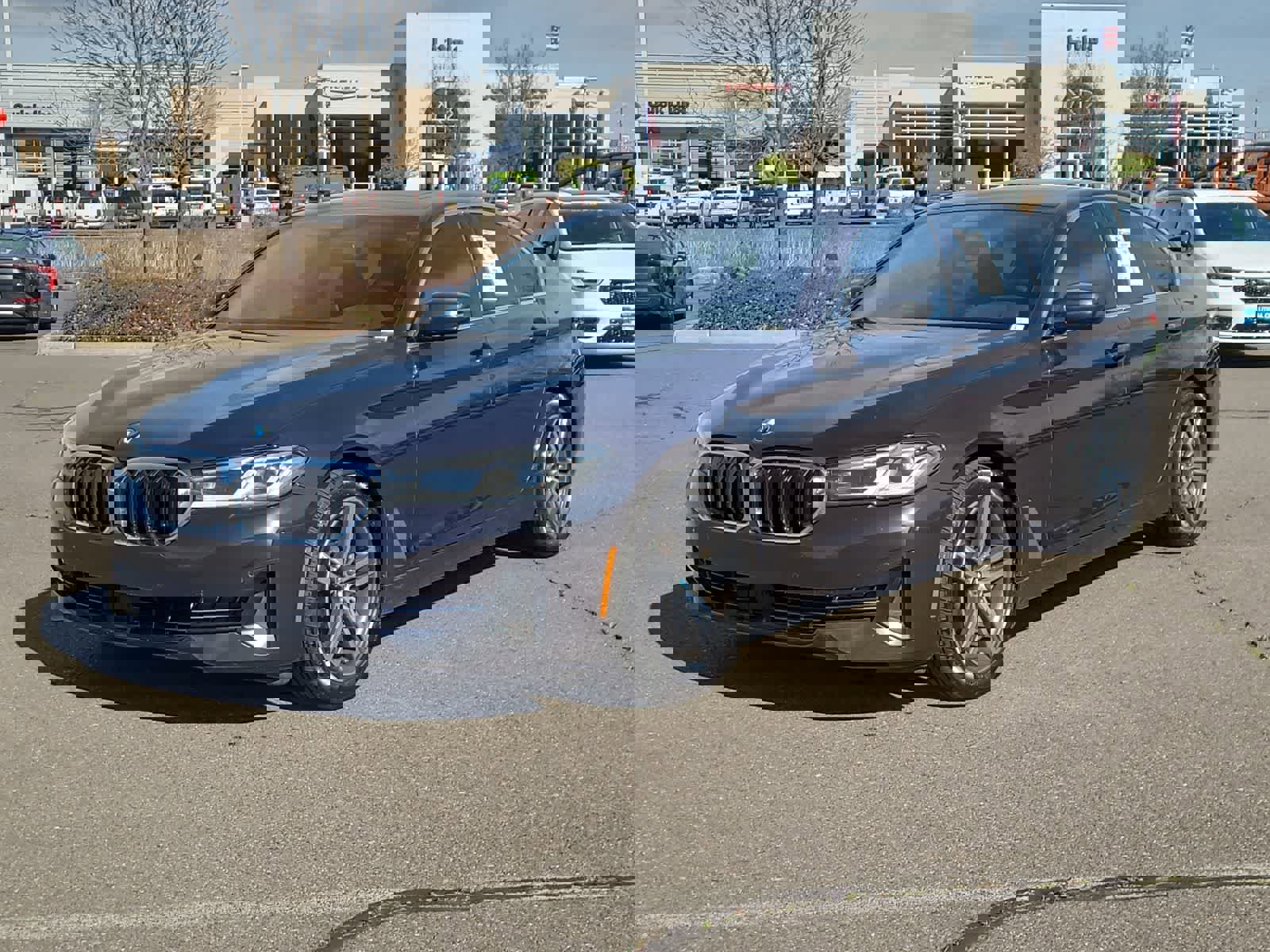 Used 2022 BMW 530i xDrive w/ Premium Package image 1