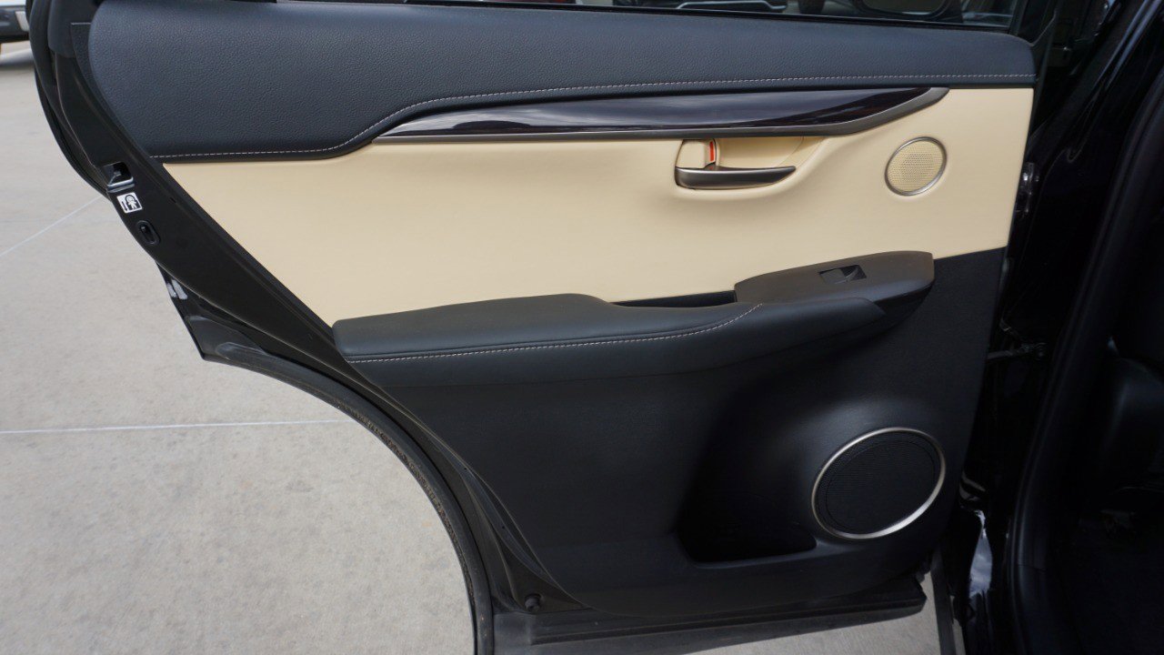 Used 2015 Lexus NX 200t FWD image 24