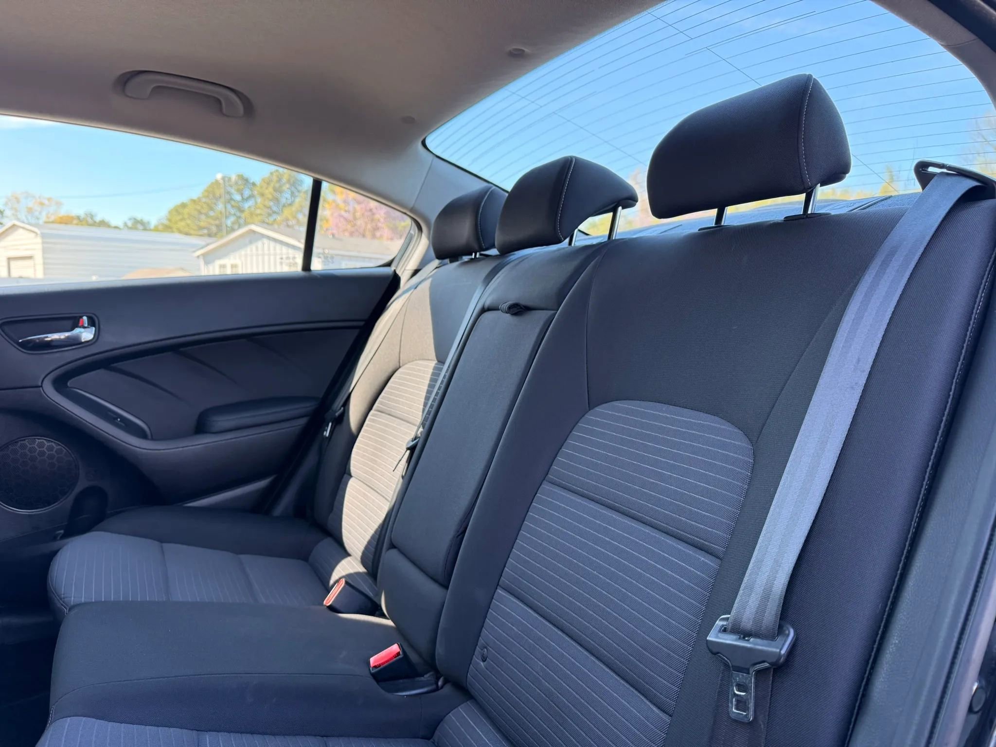 Used 2016 Kia Forte LX w/ LX Popular Plus Package image 12