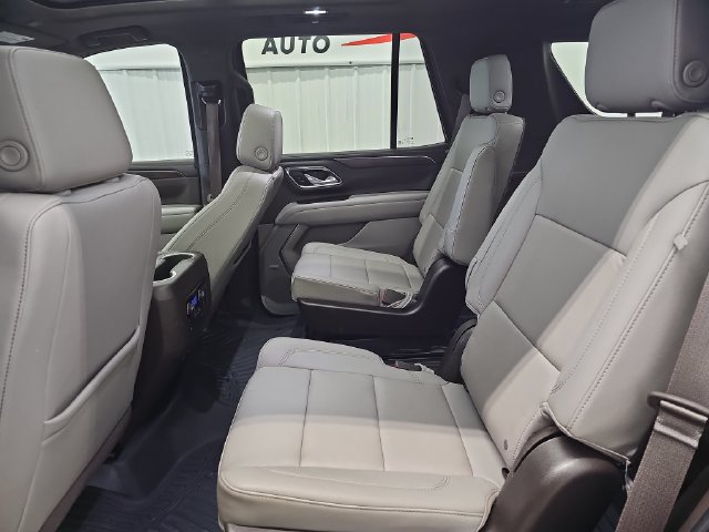 Used 2022 Chevrolet Tahoe LT w/ Luxury Package AWD/4WD image 23