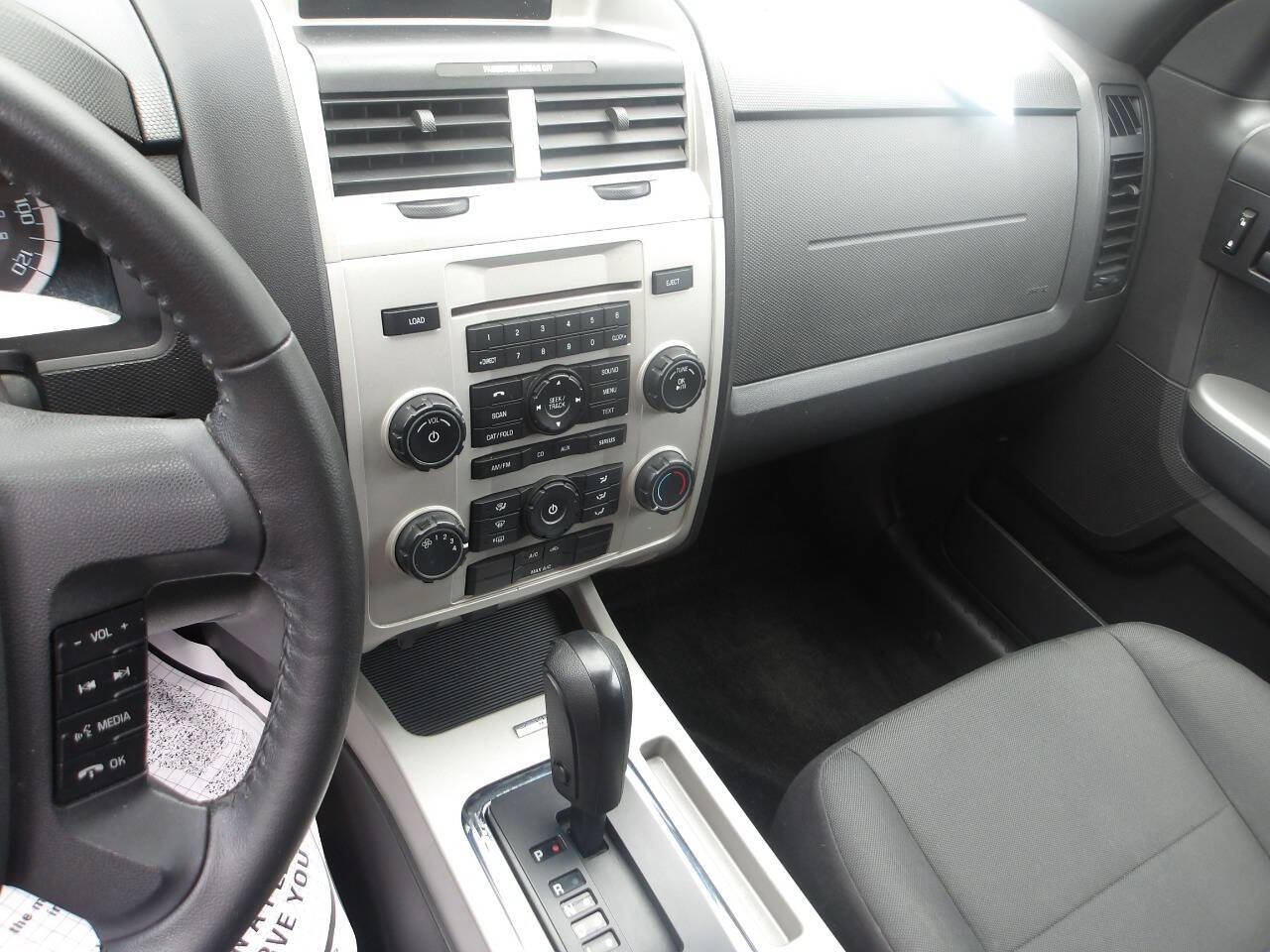 Used 2012 Ford Escape XLT FWD image 13