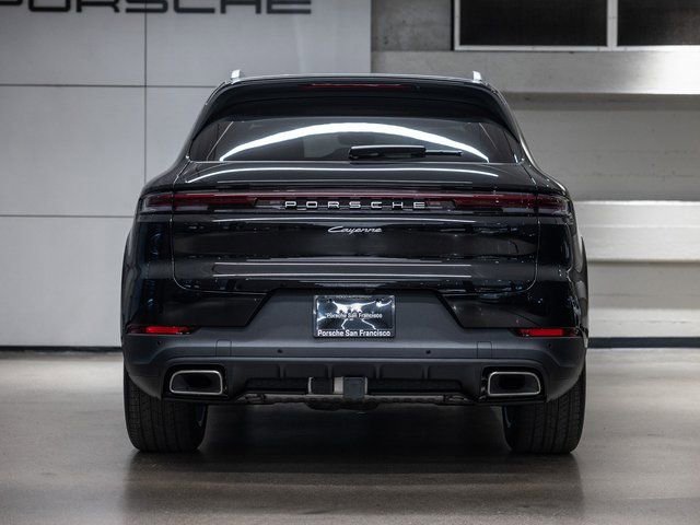 Certified 2025 Porsche Cayenne image 19