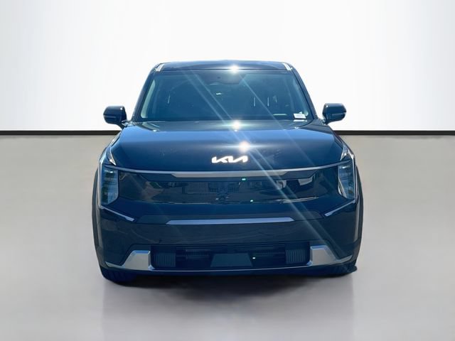 New 2026 Kia EV9 Light RWD image 2