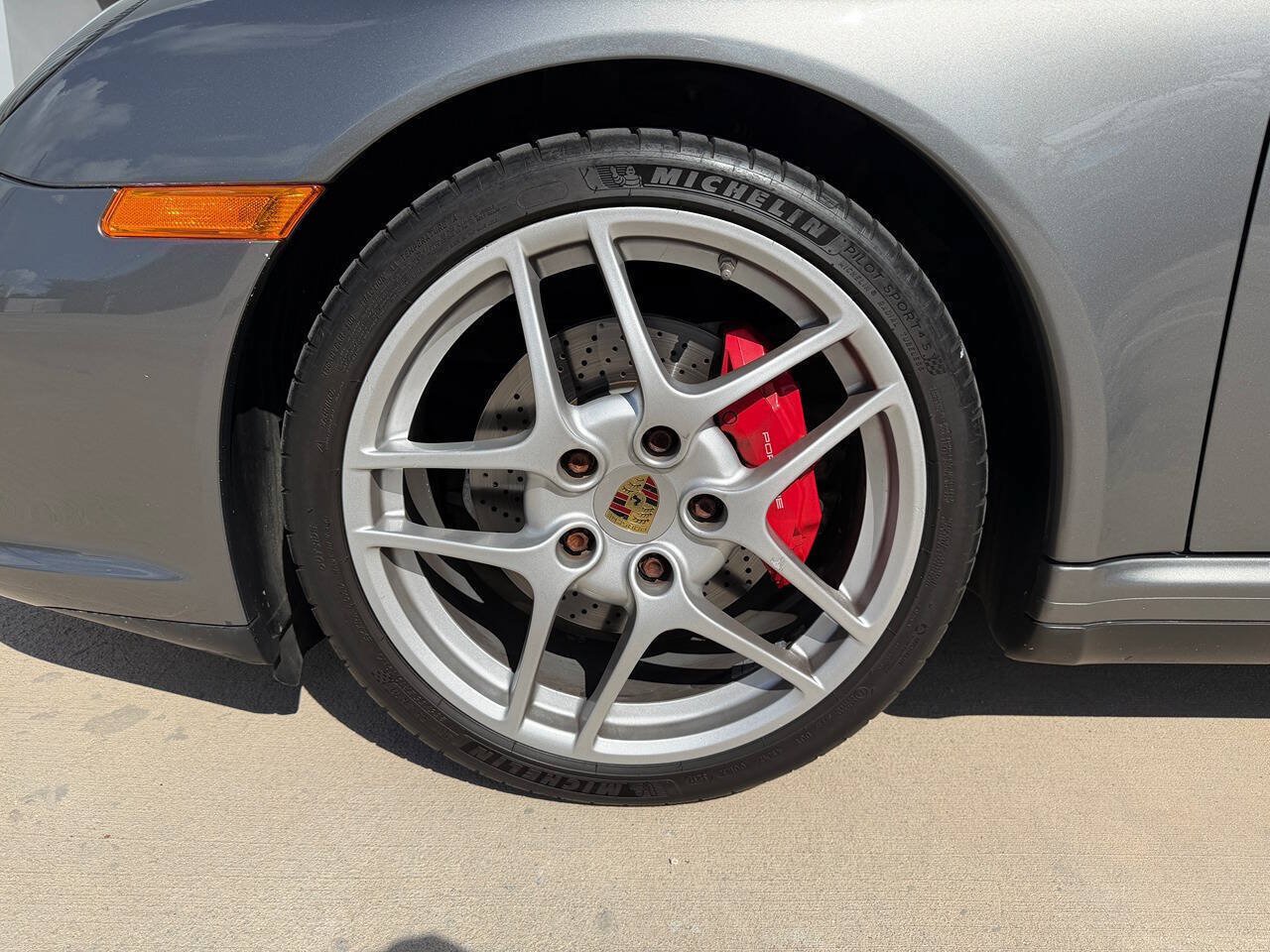 Used 2009 Porsche 911 Carrera 4S AWD/4WD image 11