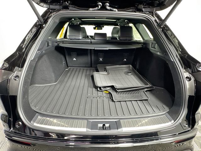 New 2026 Toyota Crown Signia image 27