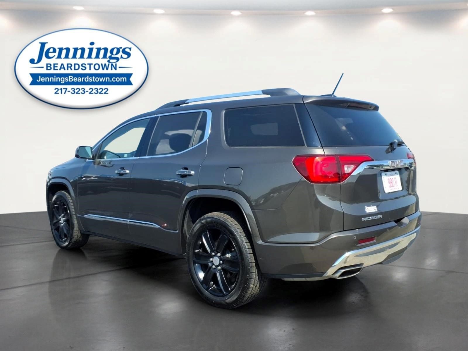 Used 2019 GMC Acadia Denali w/ Technology Package FWD image 3