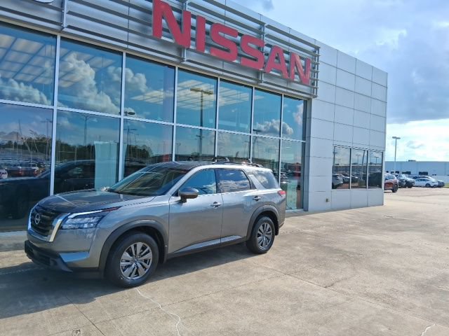 Certified 2025 Nissan Pathfinder SV FWD video 2