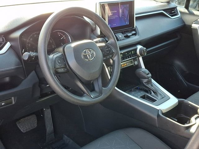 Used 2024 Toyota RAV4 XLE image 16