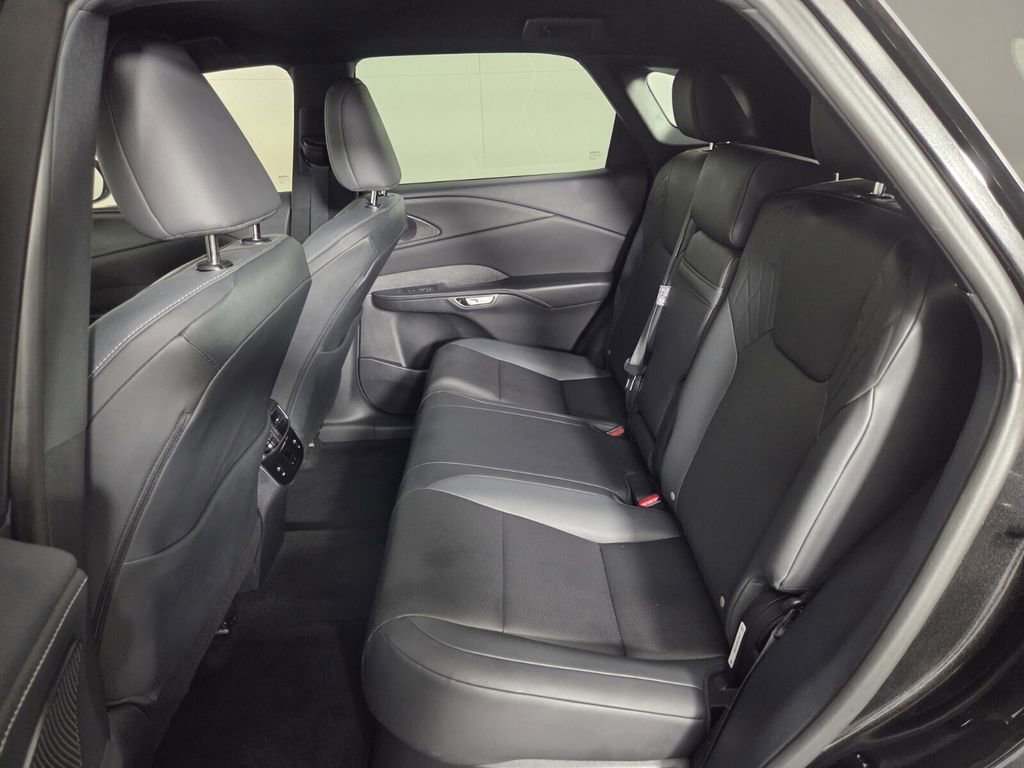 Used 2024 Lexus RX 350 FWD w/ Technology Package image 25