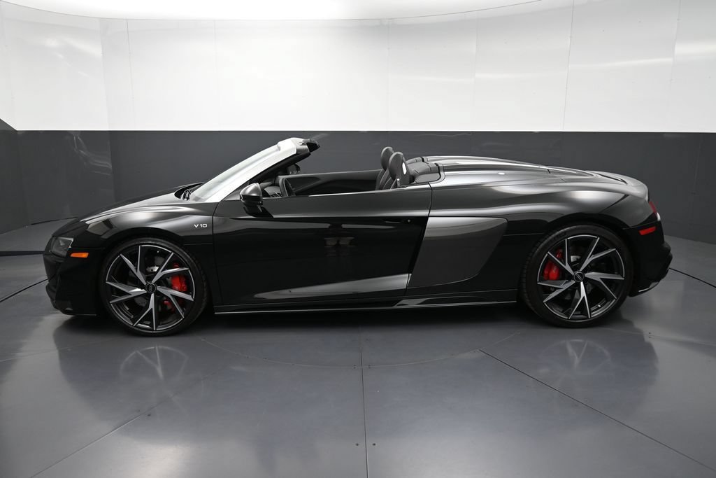 Used 2023 Audi R8 V10 performance w/ Carbon Exterior Package RWD image 30