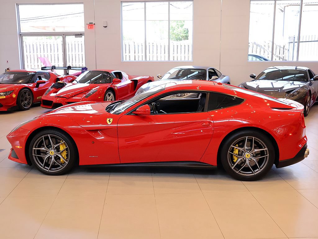 Certified 2014 Ferrari F12 Berlinetta RWD image 3