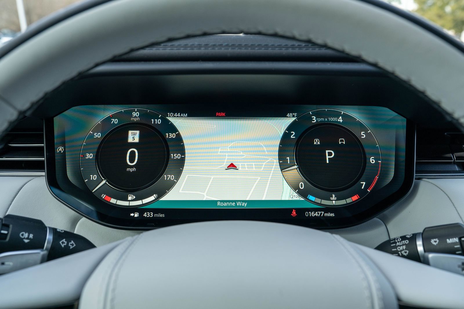 Used 2023 Land Rover Range Rover Sport SE Dynamic image 22