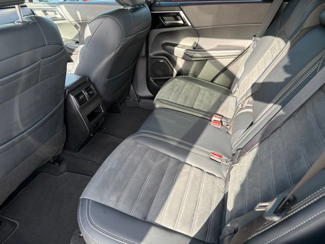 Used 2026 Mitsubishi Outlander SE FWD image 15