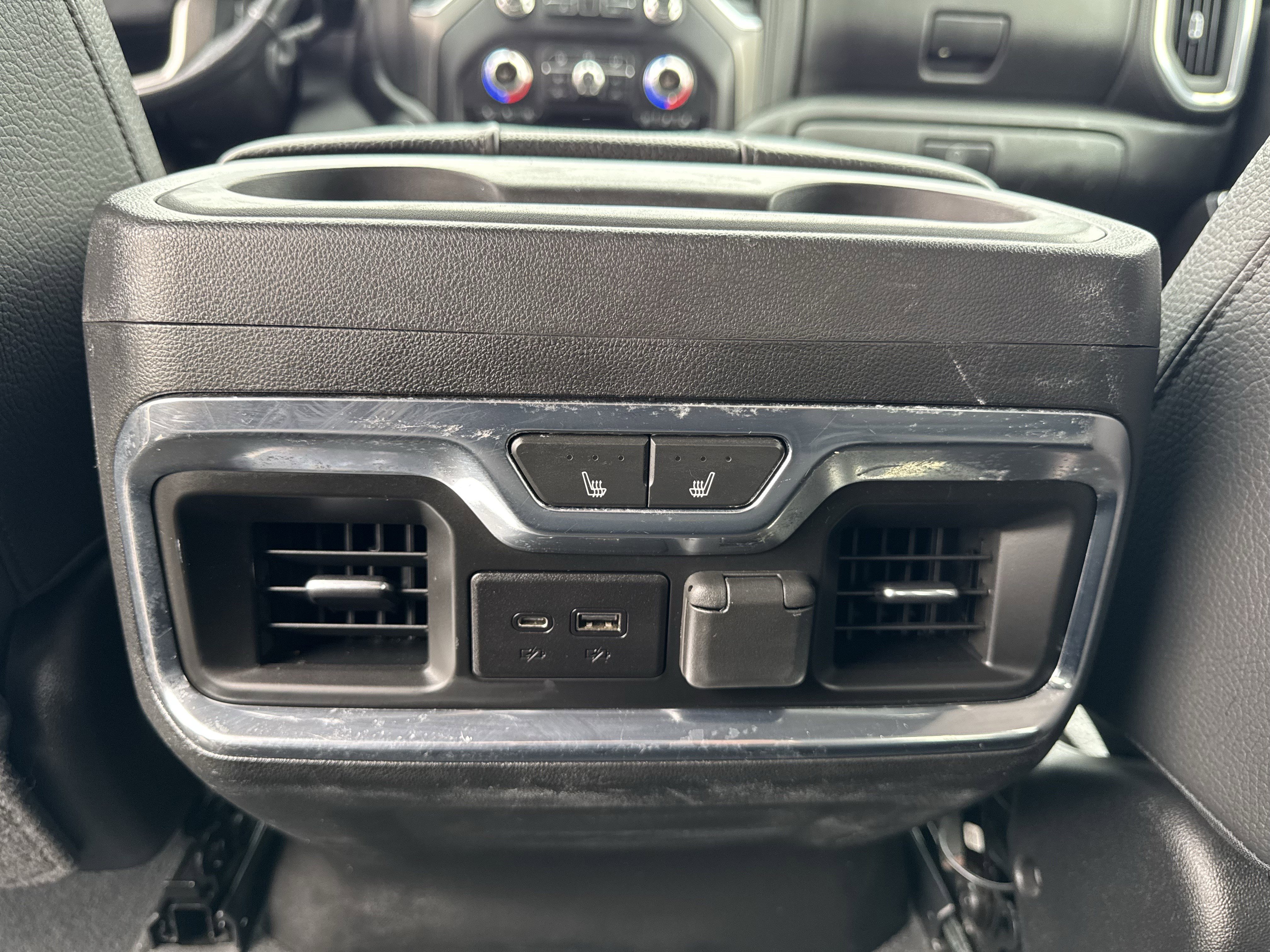 Used 2021 GMC Sierra 3500 Denali w/ Denali Ultimate Package image 31