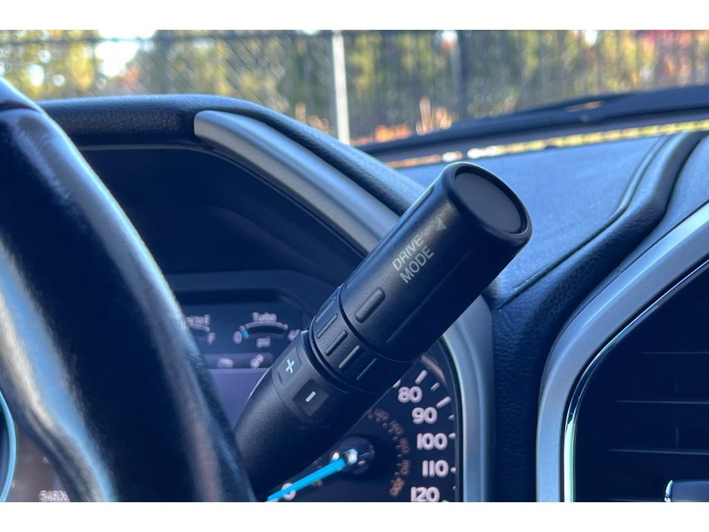 Used 2022 Ford F350 Lariat w/ Camper Package image 23