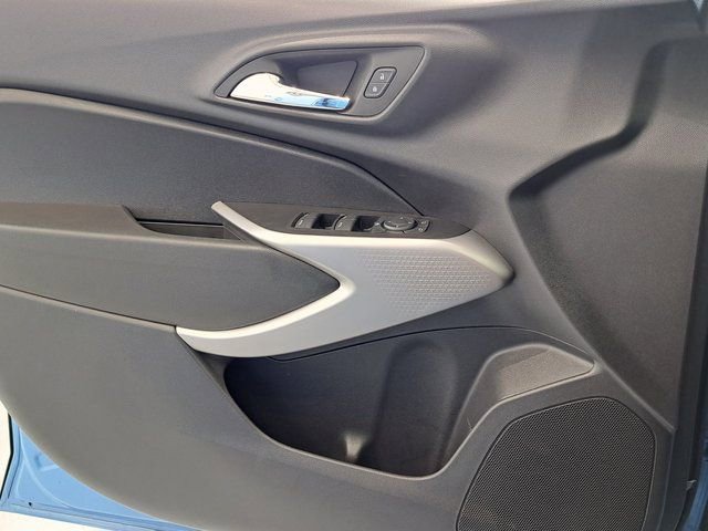 Used 2024 Chevrolet Trax RS w/ Sunroof Package image 20