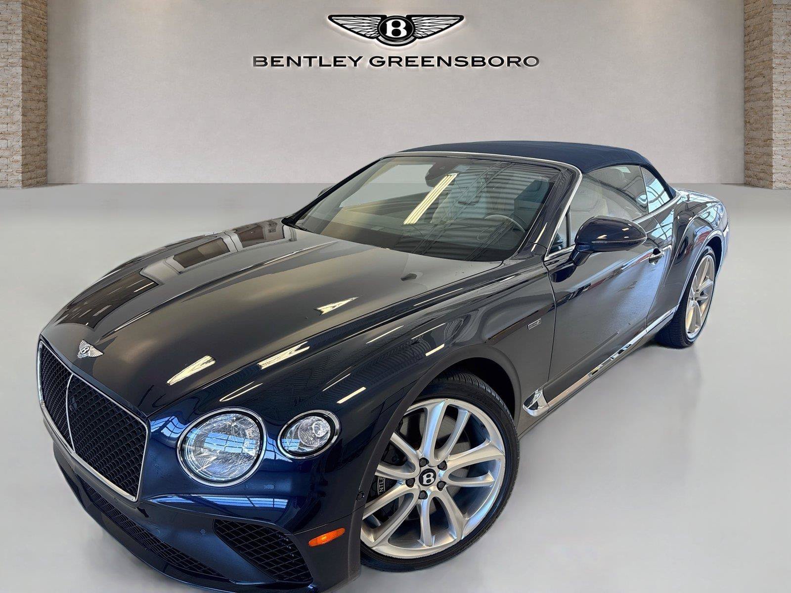 Used 2024 Bentley Continental GT V8 AWD/4WD image 32