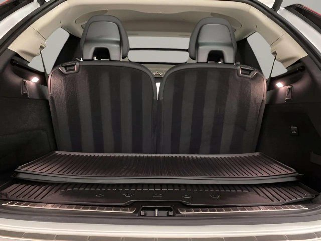 Used 2025 Volvo XC90 B6 Plus w/ Protection Package Premier AWD/4WD image 75
