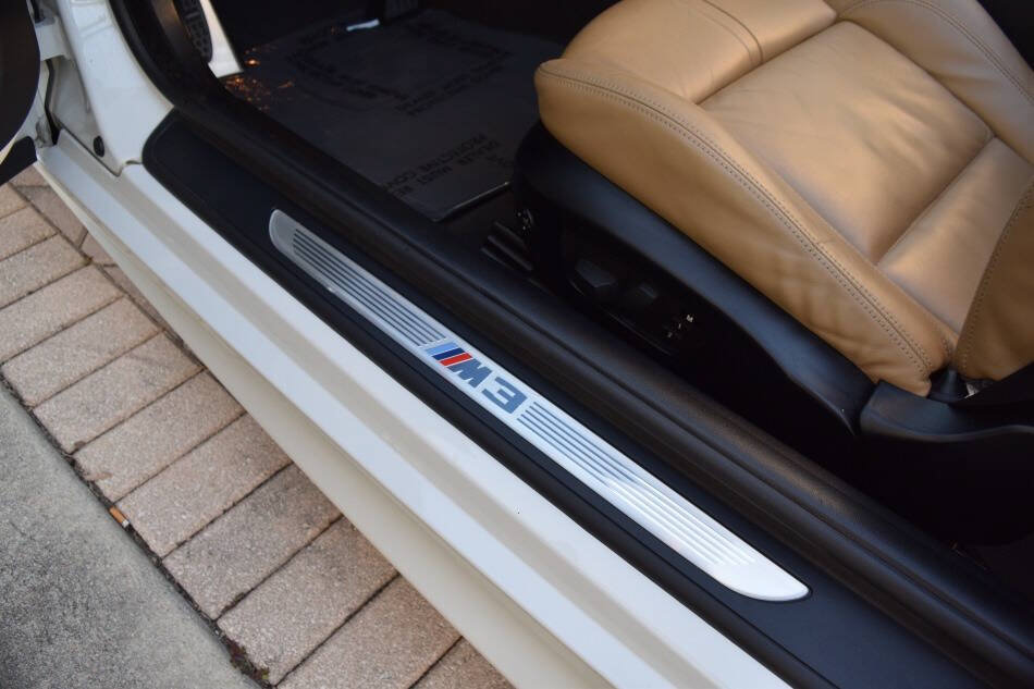 Used 2011 BMW M3 Convertible RWD image 50