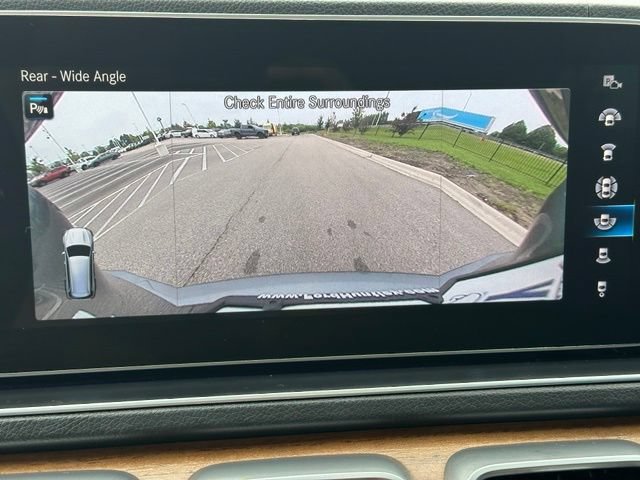 Used 2023 Mercedes-Benz GLS 450 4MATIC image 57