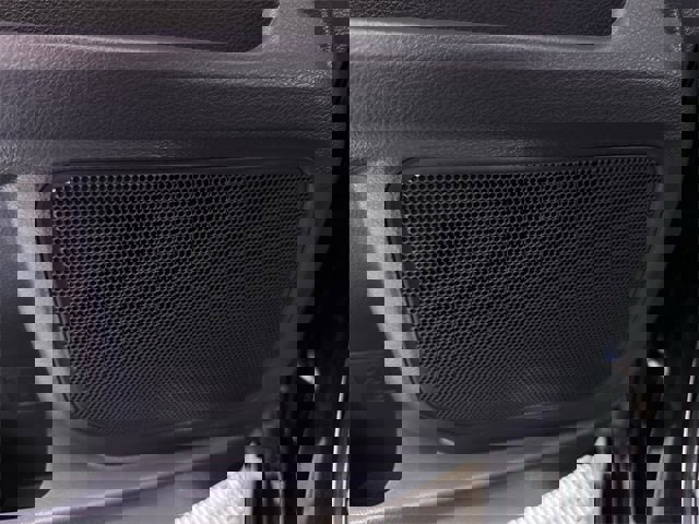 Used 2024 Toyota Sienna XLE image 25