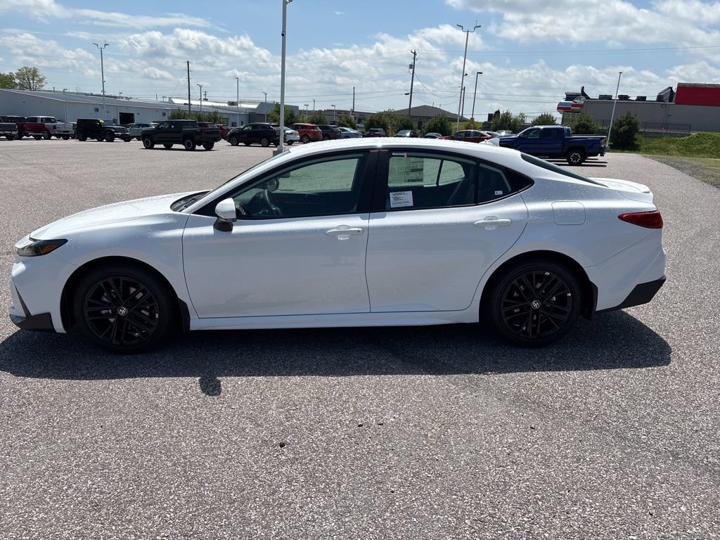 Certified 2026 Toyota Camry SE FWD image 3