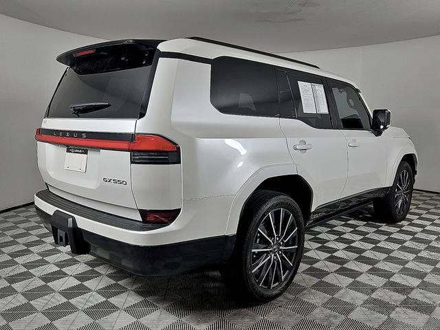 Used 2024 Lexus GX 550 w/ Accessory Package (Z1) AWD/4WD image 4
