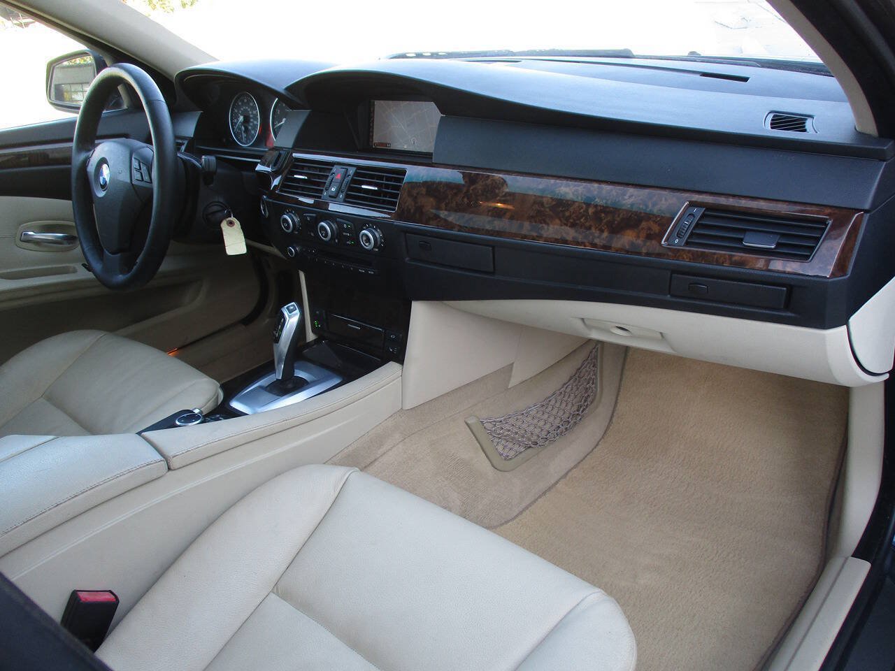 Used 2010 BMW 535i xDrive Sedan AWD/4WD image 16