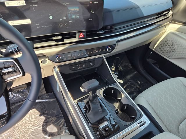New 2026 Kia Carnival SX w/ SX Dark Edition Package FWD image 18