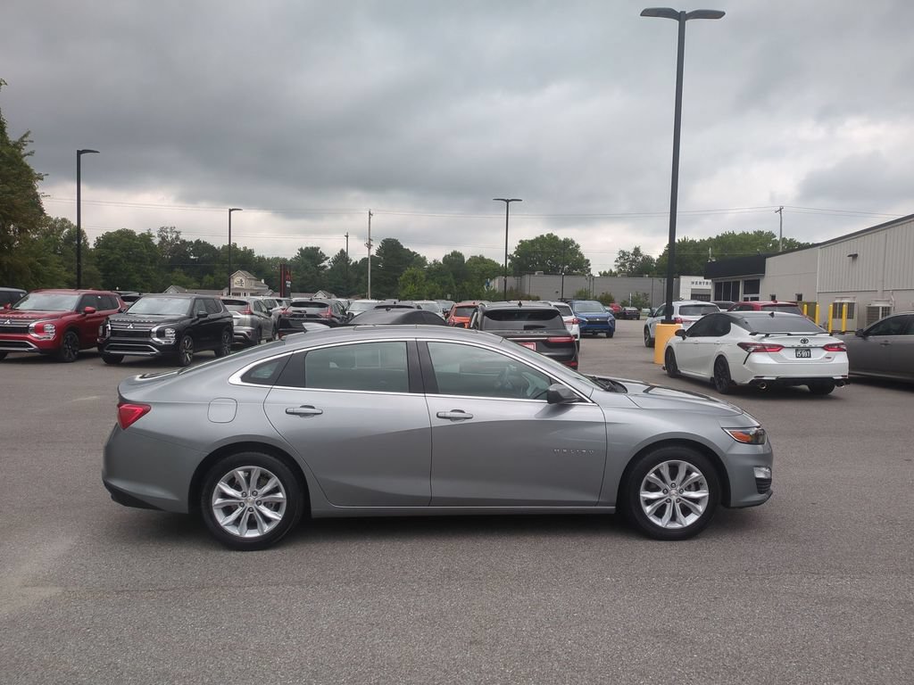 Used 2024 Chevrolet Malibu LT FWD image 4